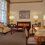 The Ashton Hotel
