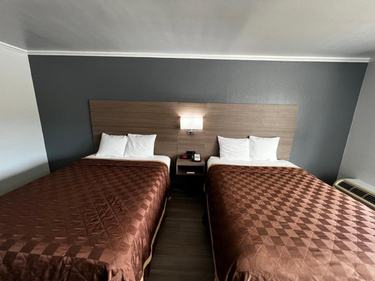 Super 8 By Wyndham Worth Entertainment District 2* Fort Worth