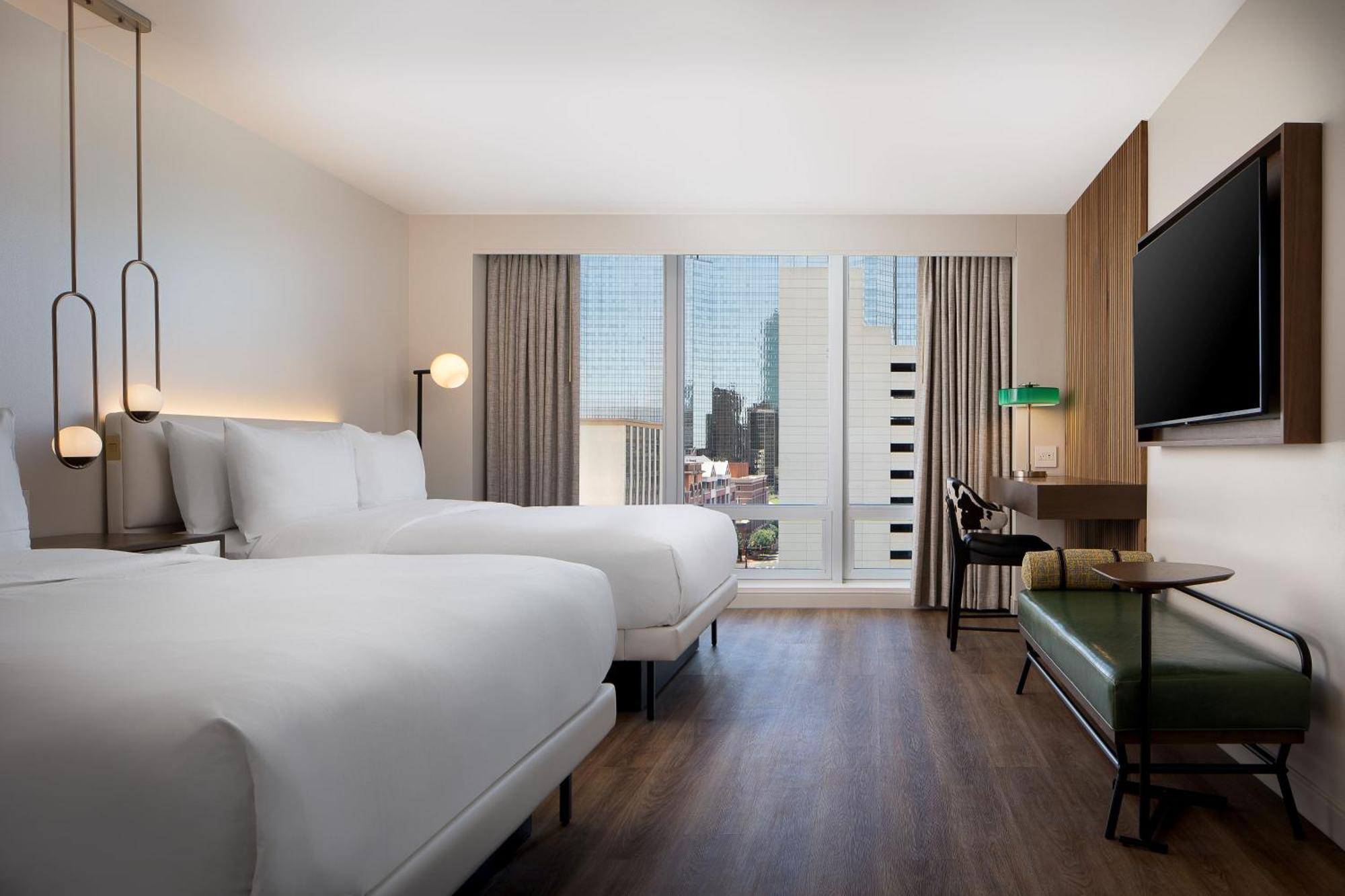 Le Meridien Worth Downtown Hotel 4*