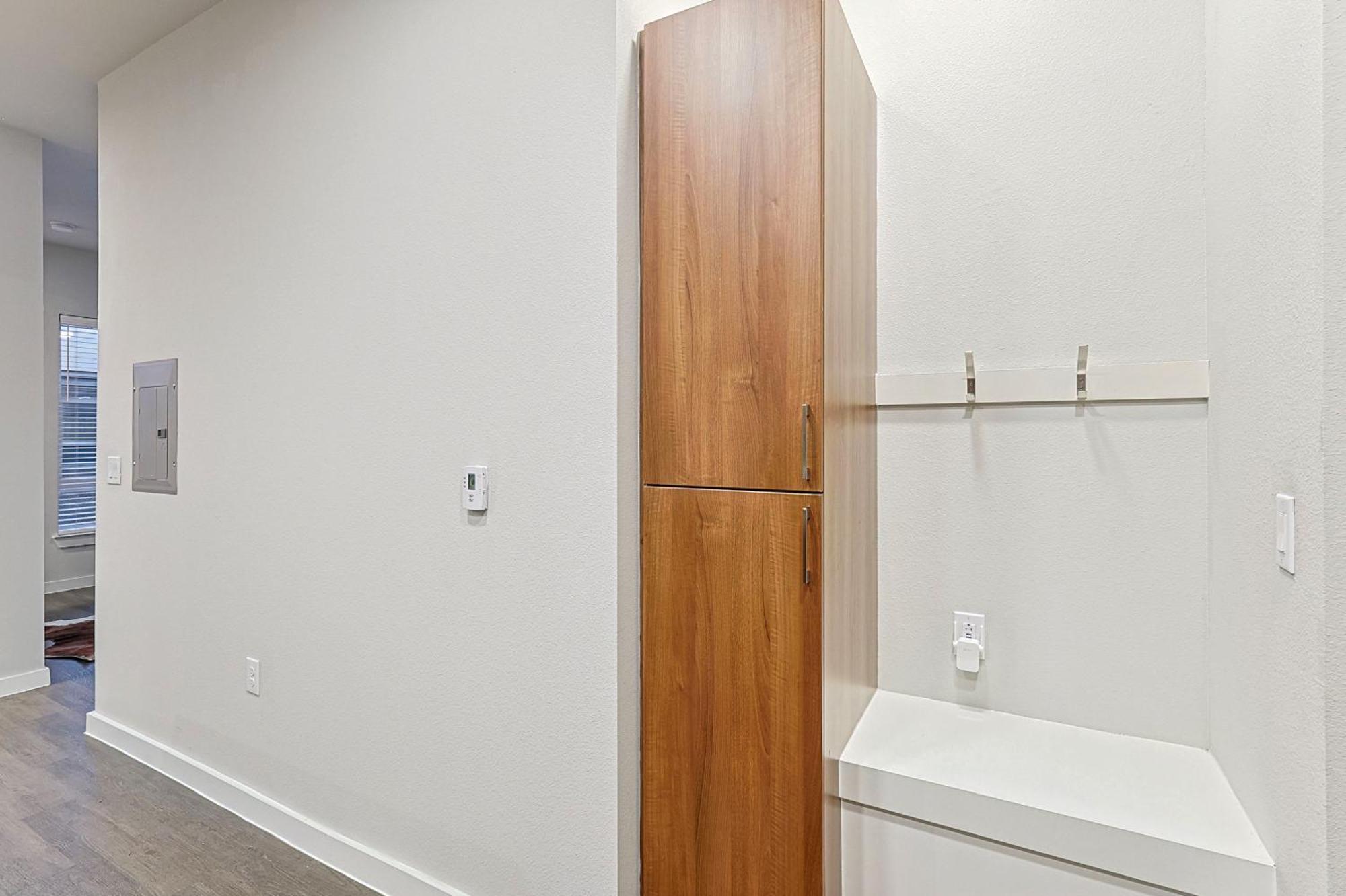 Aparthotel Elegant Downtown 1bd With Pool & Gym