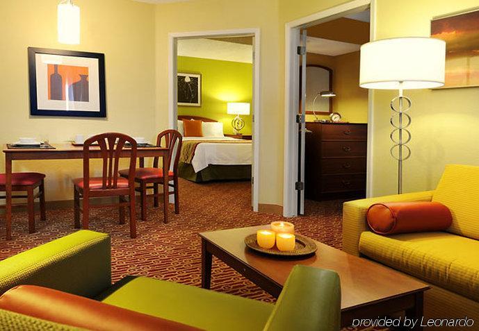 Towneplace Worth Southwest Tcu Area 3*