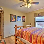 Rustic Fort Worth Abode With Balcony, Near Downtown!