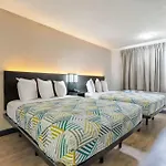 OYO Hotel Fort Worth East Gateway Ball Park