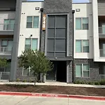 Lux Lodging