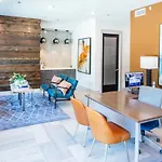Elegant 2 Bd 2Ba Retreat Ideal For Comfort Style