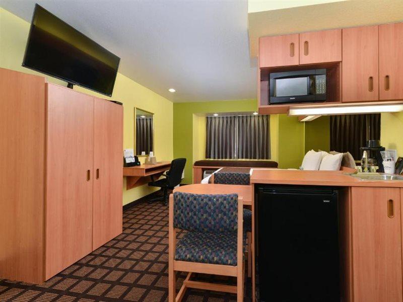 Microtel & By Wyndham Ft. Worth North/at Fossil