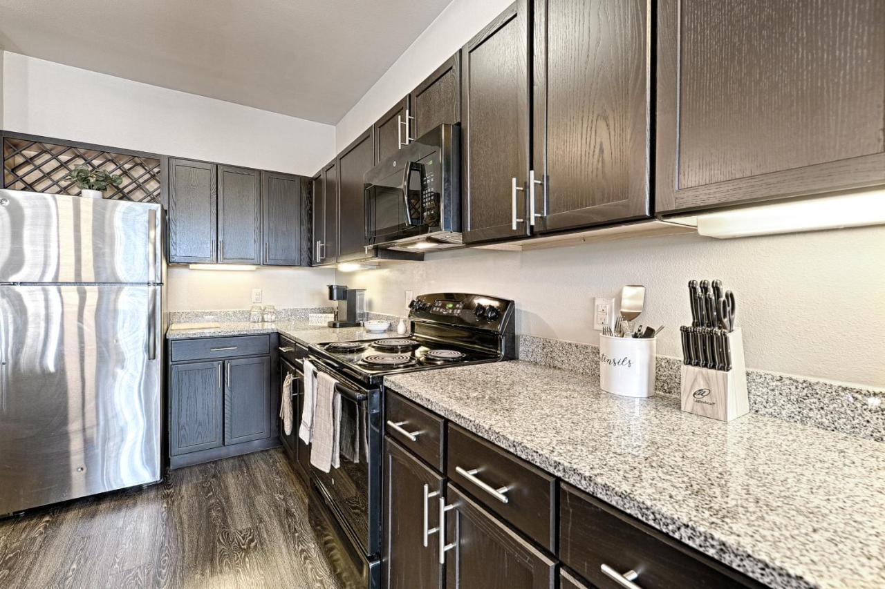 Dfw Downtown Location Mins To Tcu Ample Free Parking View & Wifi! Apartment Fort Worth