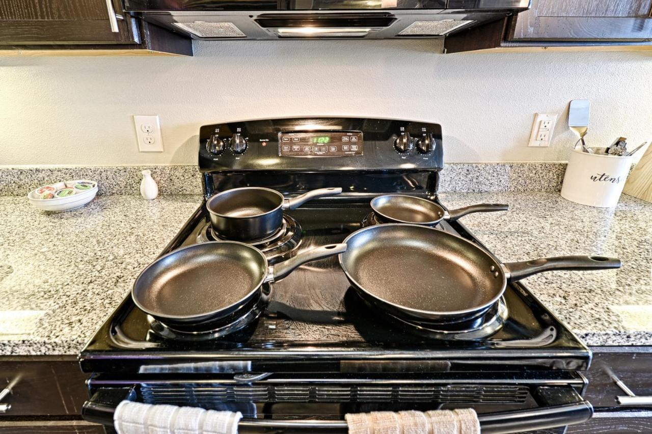 Dfw Downtown Location Mins To Tcu Ample Free Parking View & Wifi! *