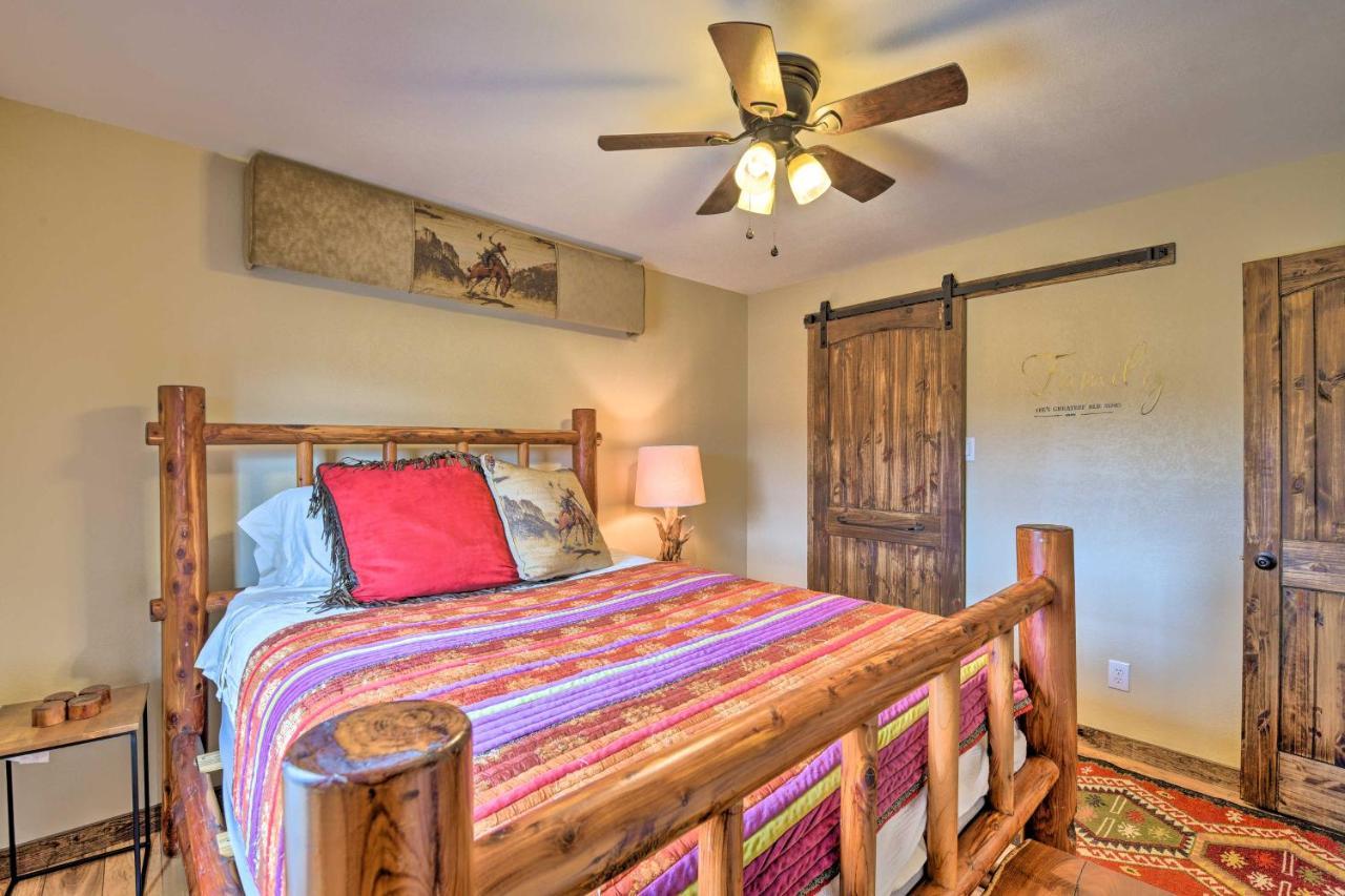 Apartment Rustic Worth Abode With Balcony, Near Downtown! *