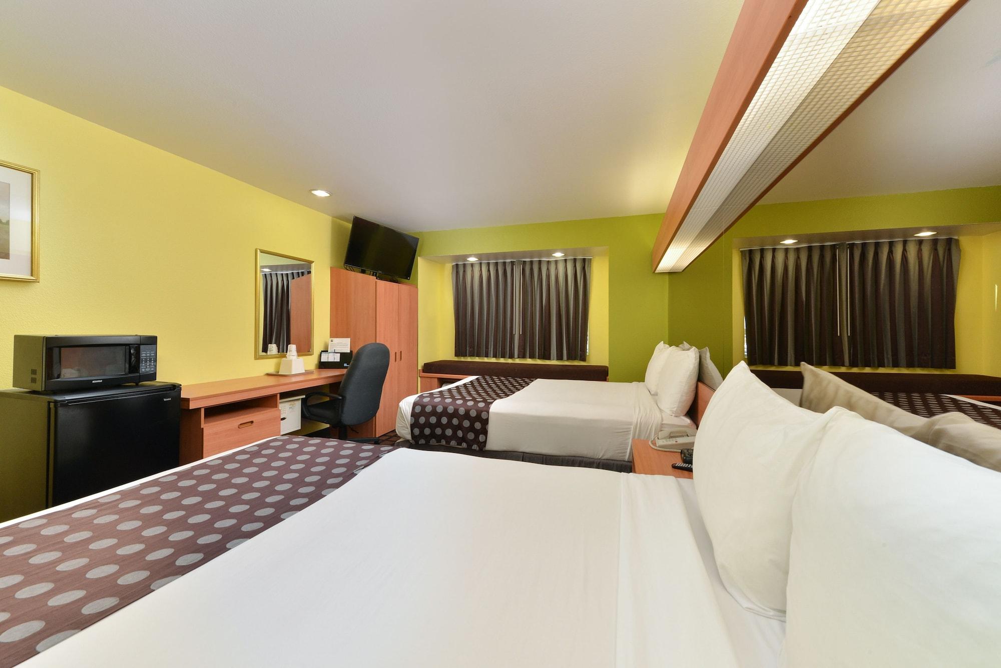 Hotel Microtel & By Wyndham Ft. Worth North/at Fossil