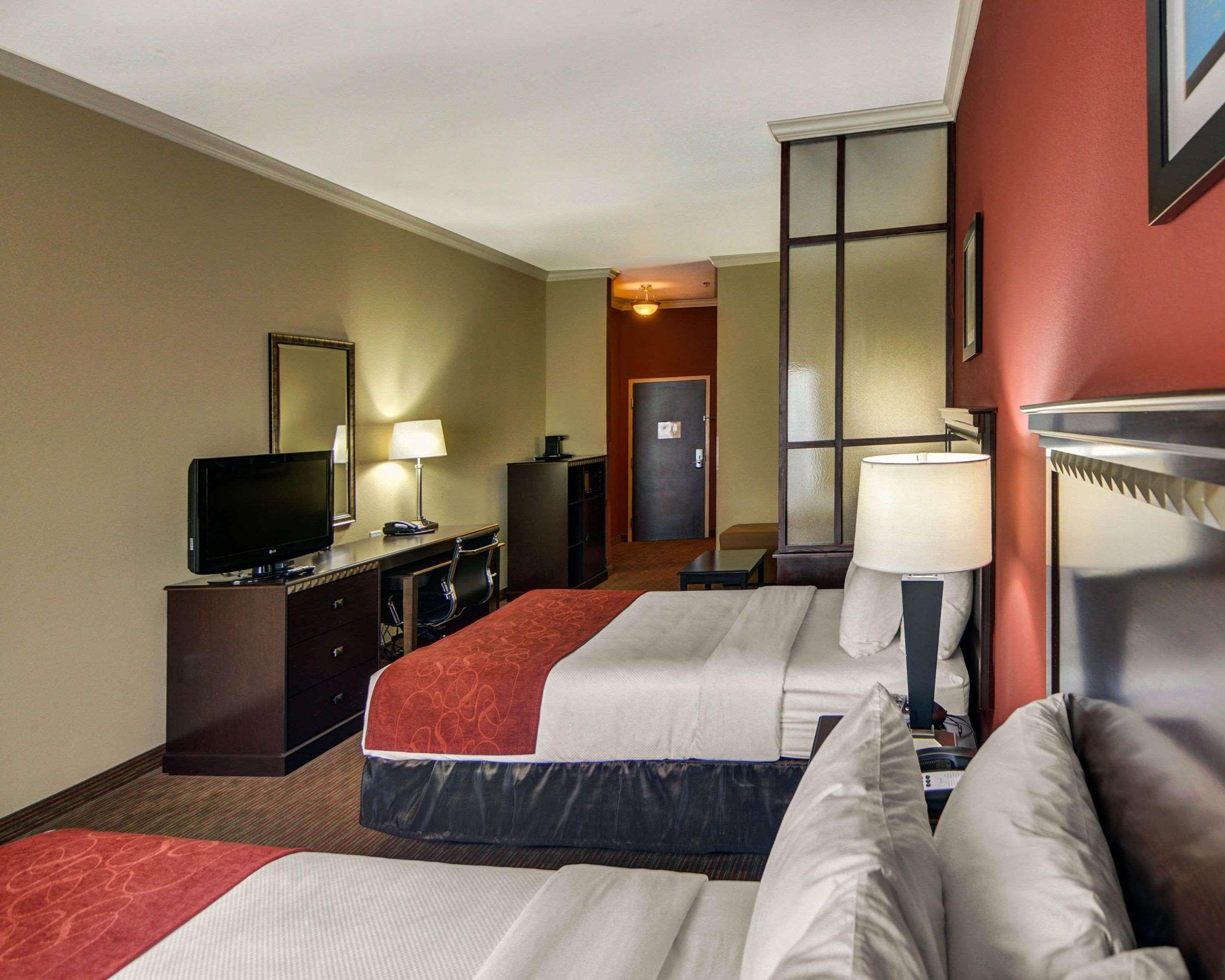 Comfort Worth South 2* Fort Worth