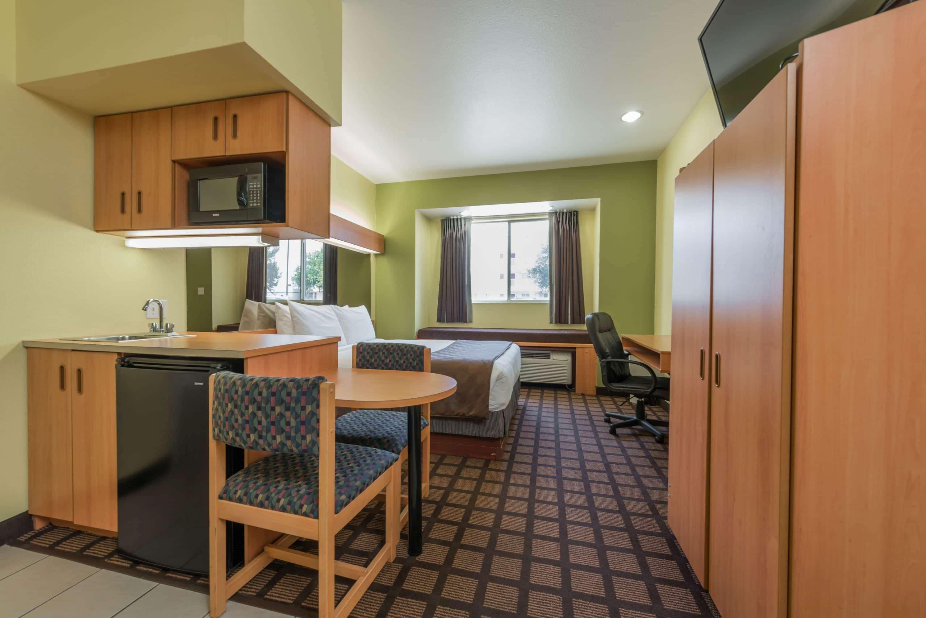 Hotel Microtel & By Wyndham Ft. Worth North/at Fossil 3*