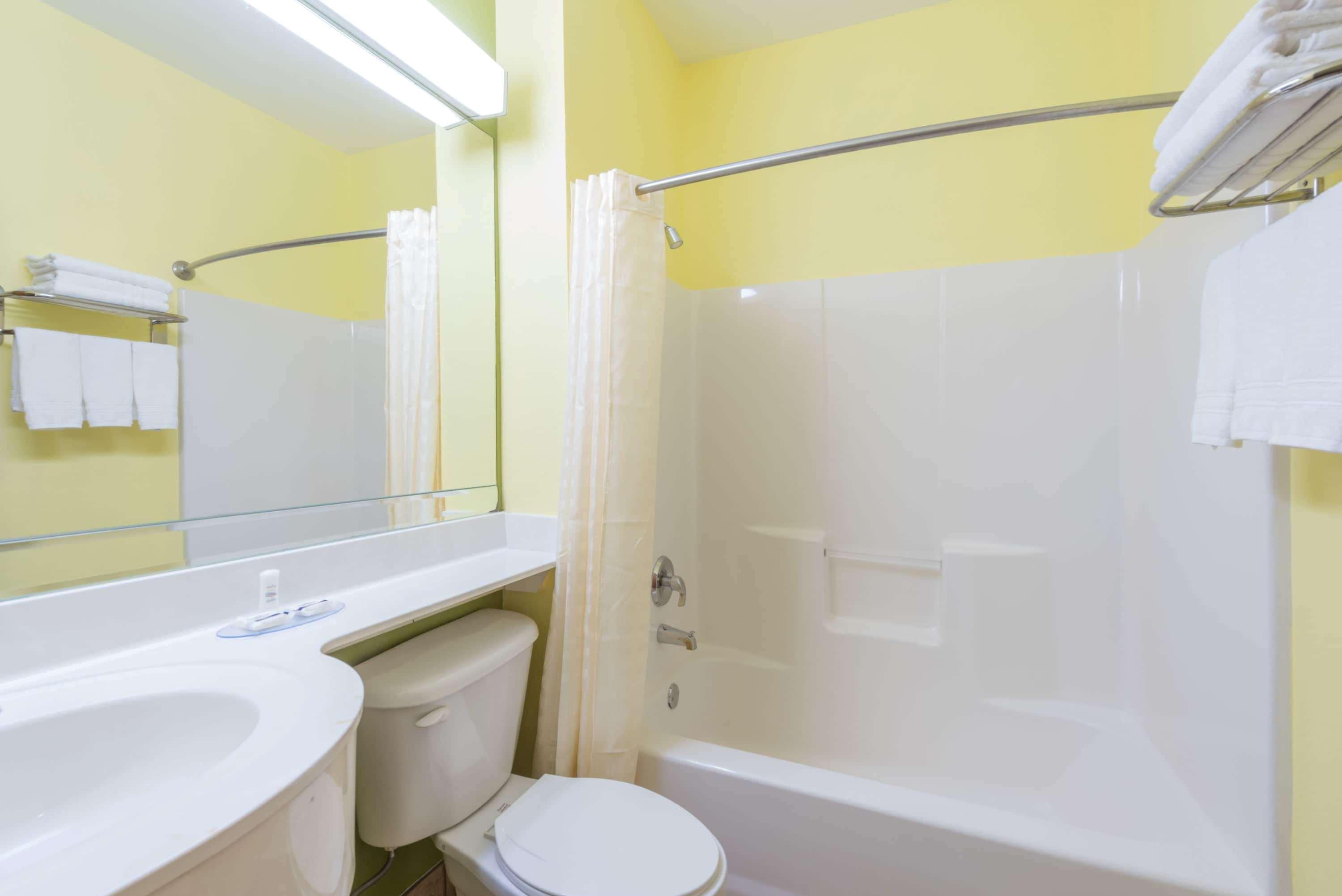 Hotel Microtel & By Wyndham Ft. Worth North/at Fossil 3*