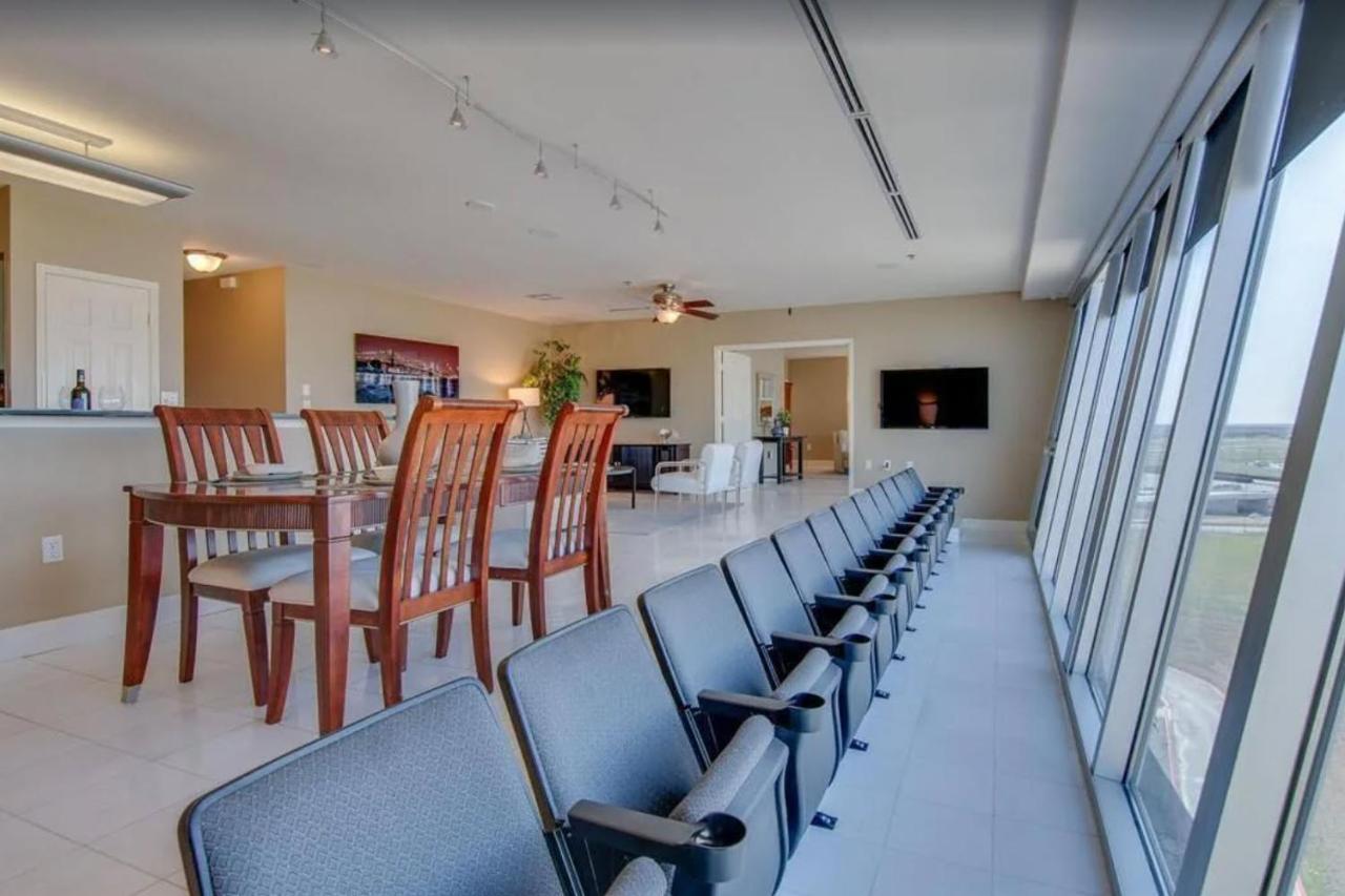 3/3 On Texas Motor Speedway Apartment