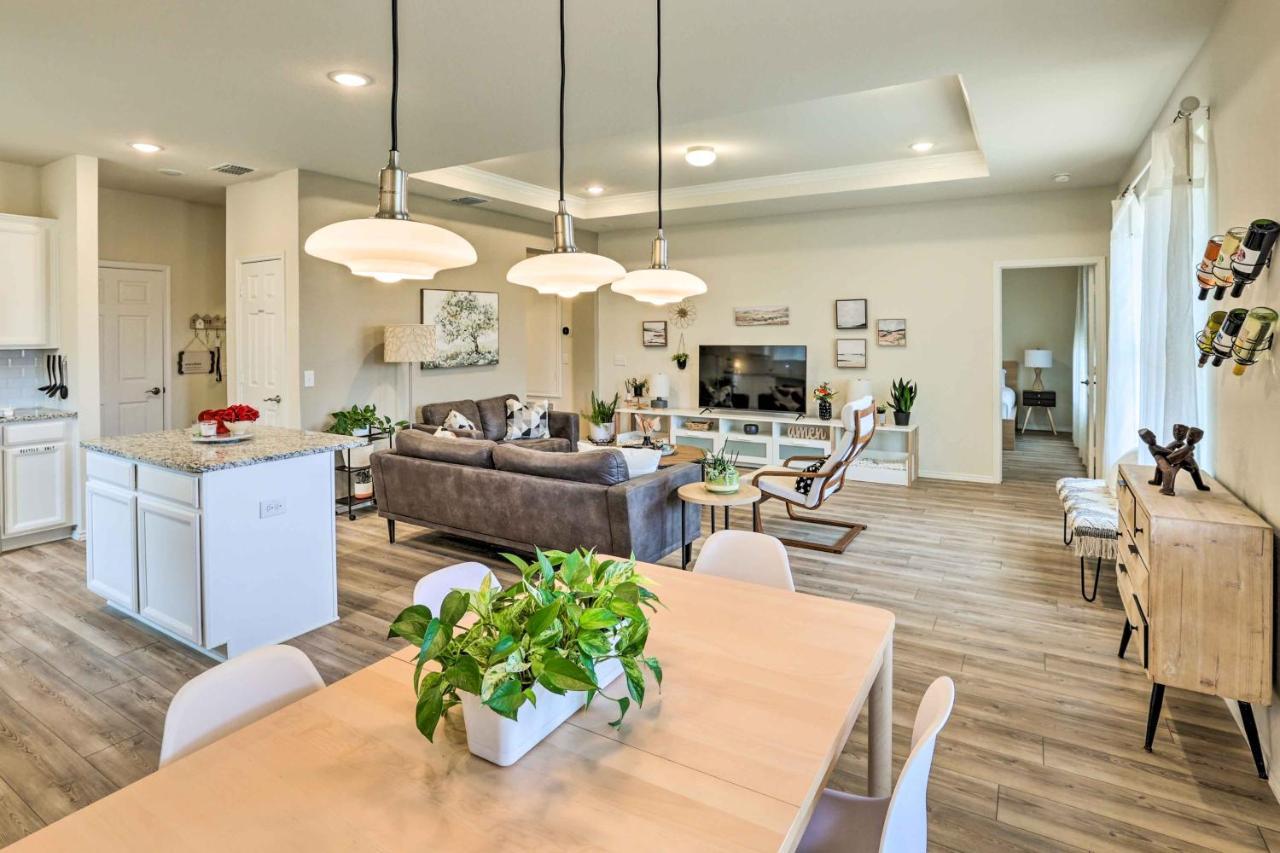 Sleek Worth With Covered Patio! *