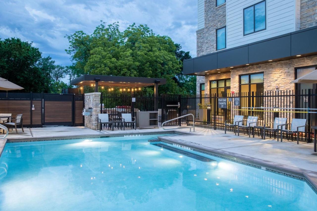 Hotel By Marriott Worth Southwest