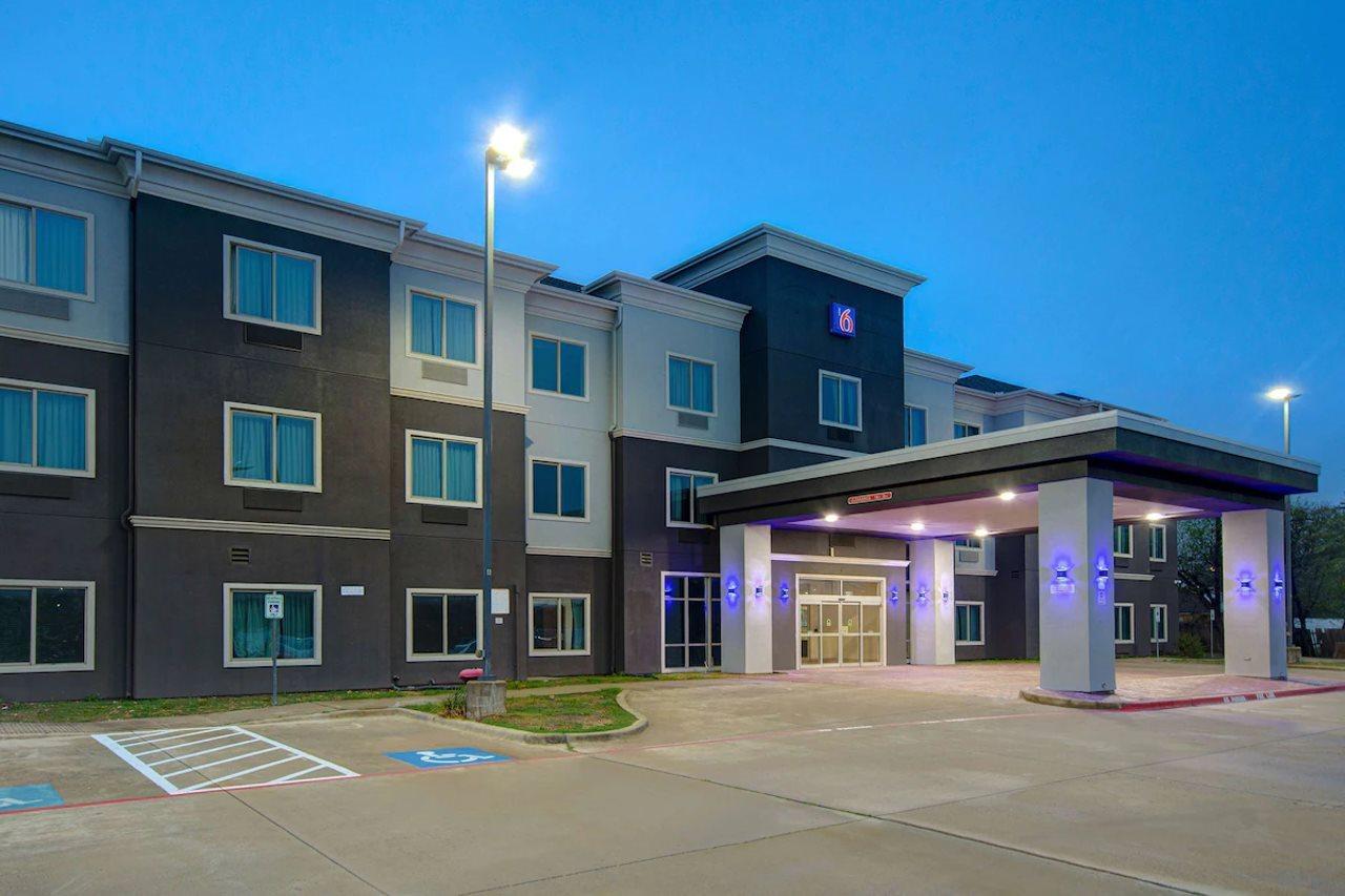Comfort Worth South 2* Fort Worth