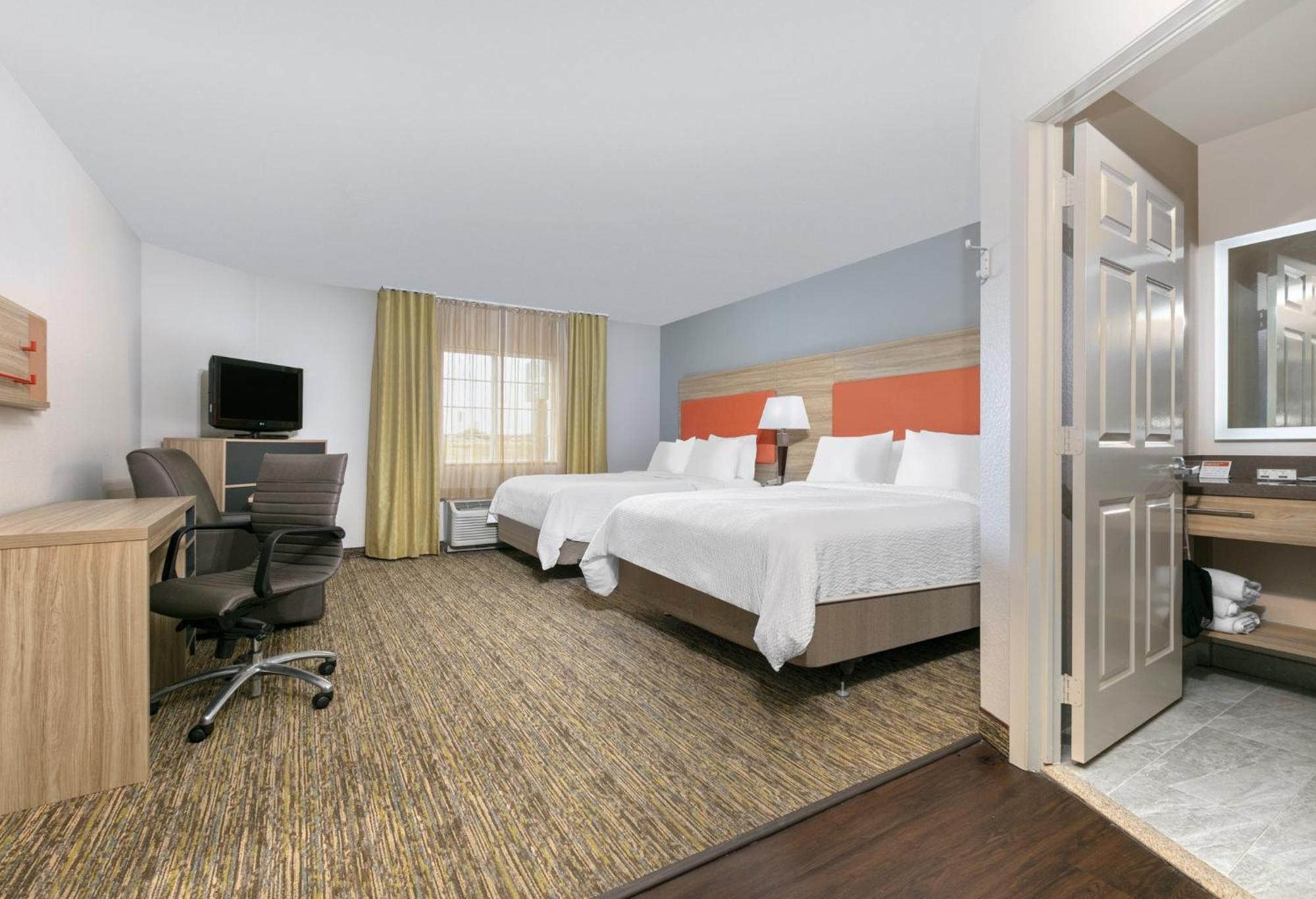 Candlewood Worth West By Ihg Hotel