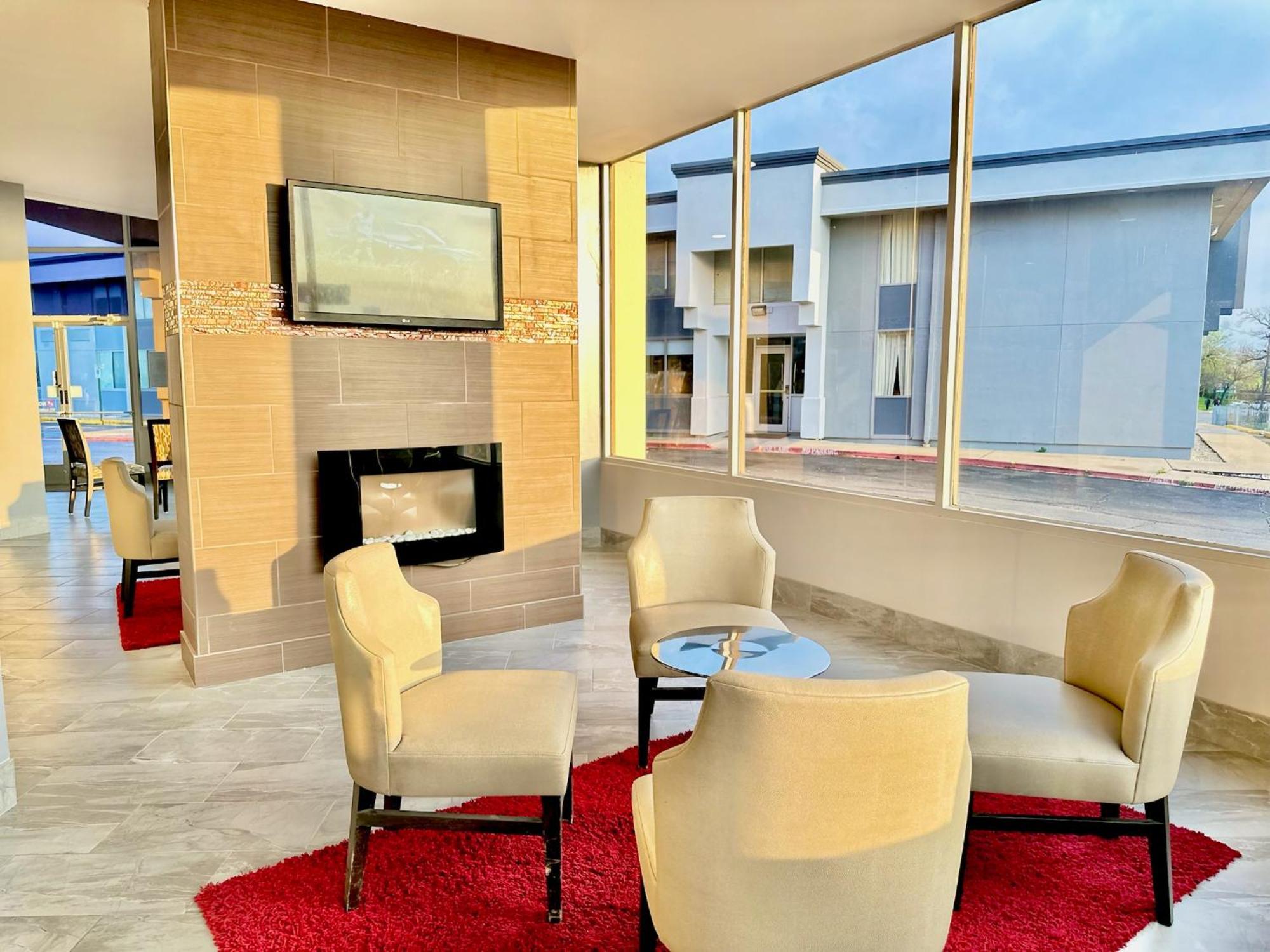 Inn Quality Worth - Downtown East Fort Worth