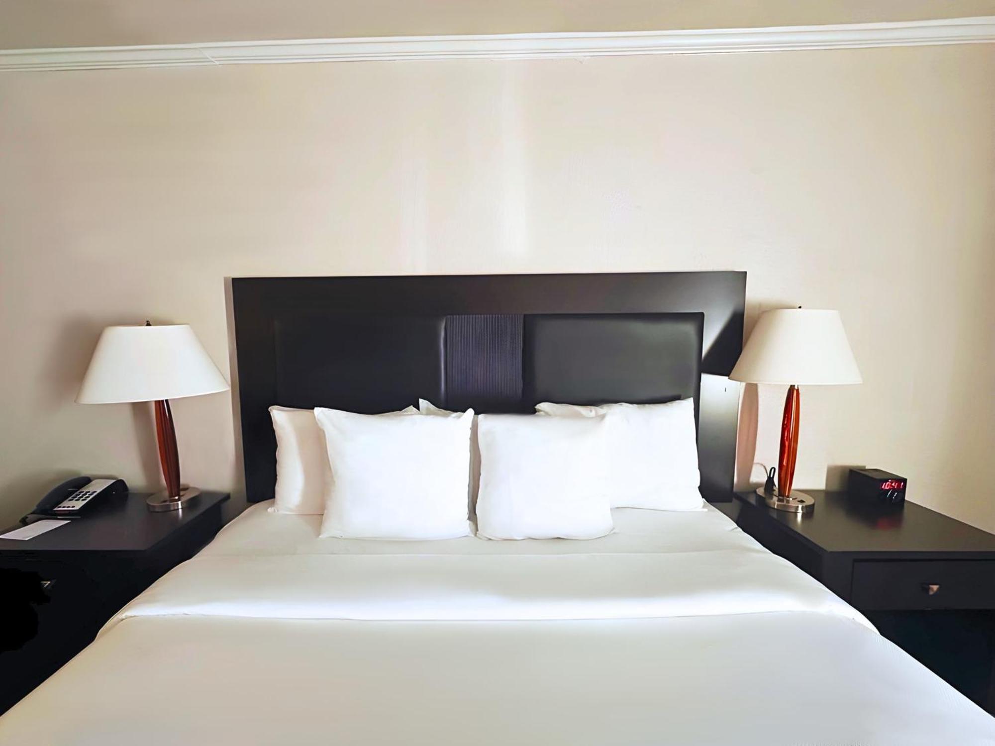 Quality Worth - Downtown East Inn Fort Worth