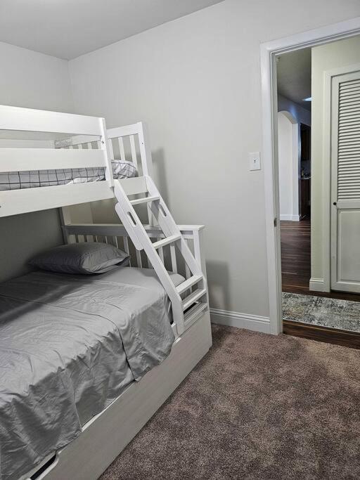 Apartment Opuluxe Glasgow Wonderful Escape Fort Worth