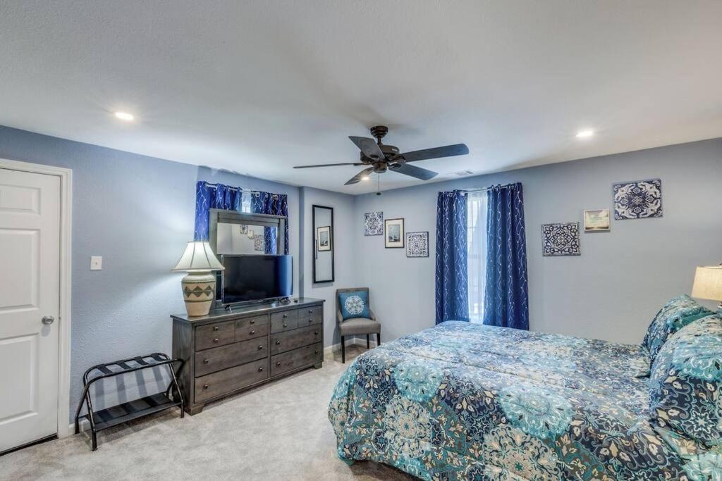 Stockyards-bbobs-4mins! Graylee House.4-bedrooms Holiday home Fort Worth