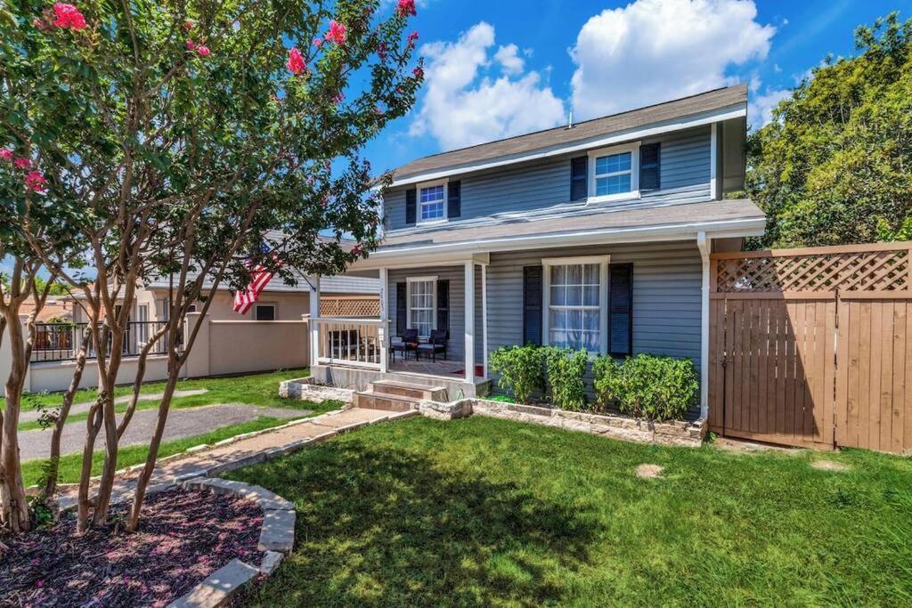 Stockyards-bbobs-4mins! Graylee House.4-bedrooms Fort Worth