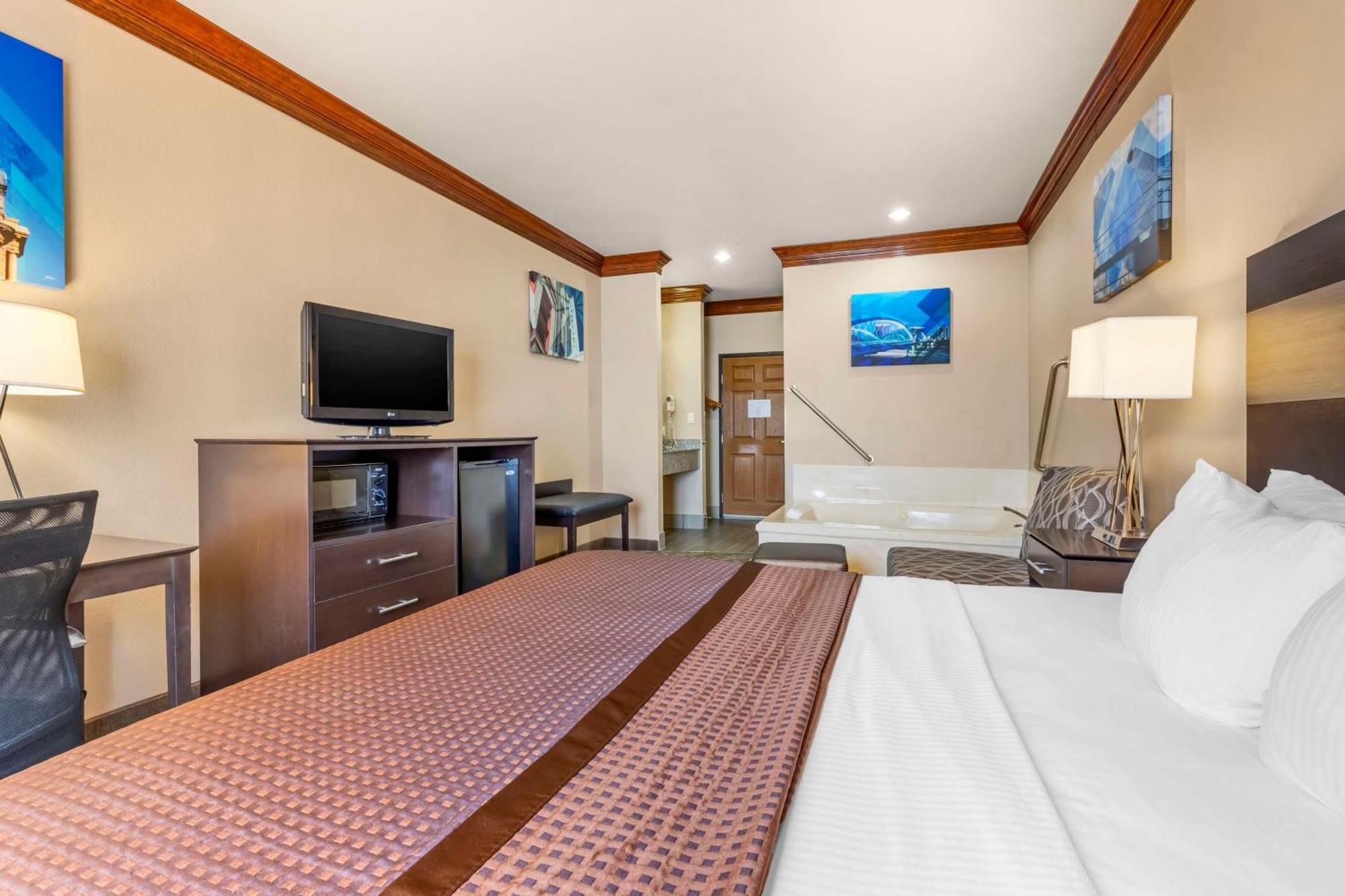 Western Worth & Hotel