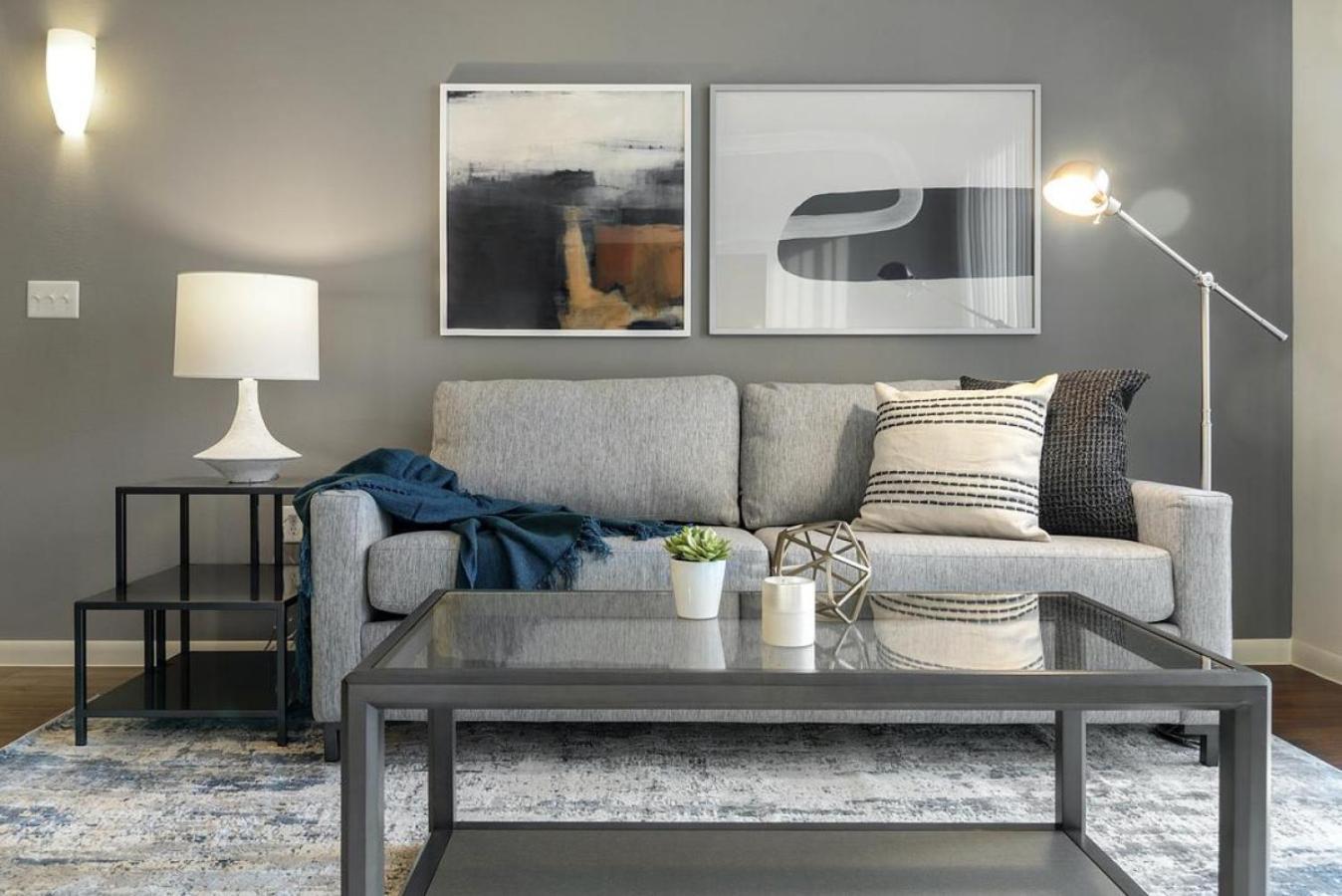 Landing At Axis Waterfront - 2 Bedrooms In Downtown Benbrook