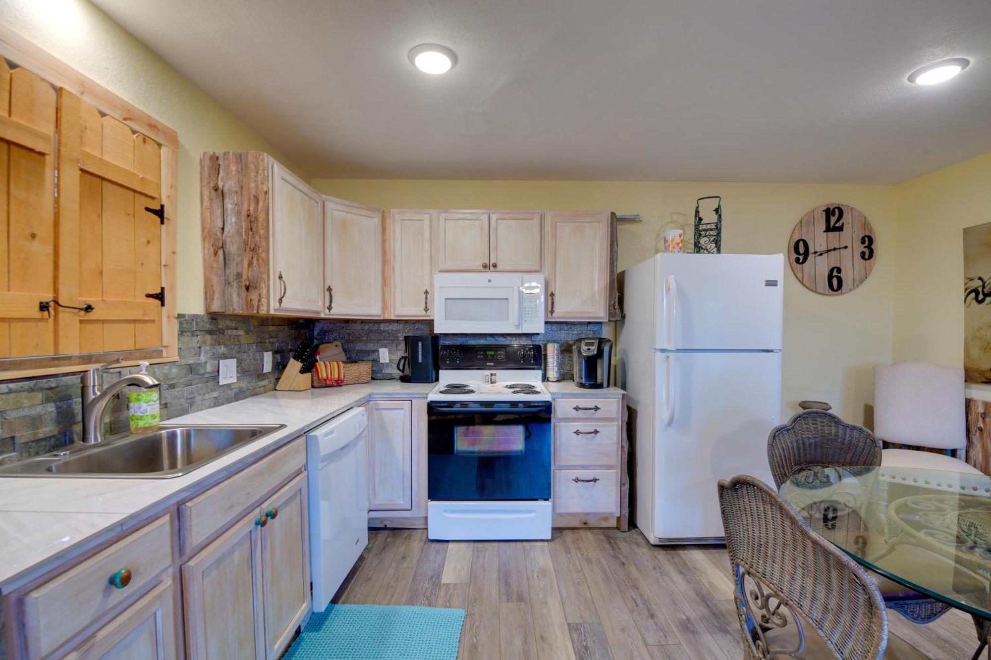 Vibrant About 7 Mi To Worth Stockyards! Apartment Fort Worth