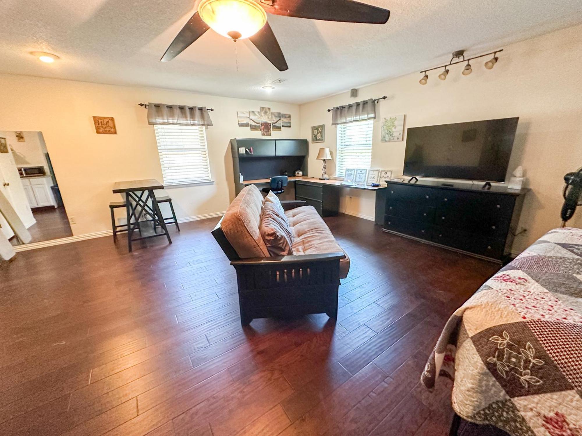 Pool Pet Spacious Location Near Nascar By Vacation Your Way Holiday home