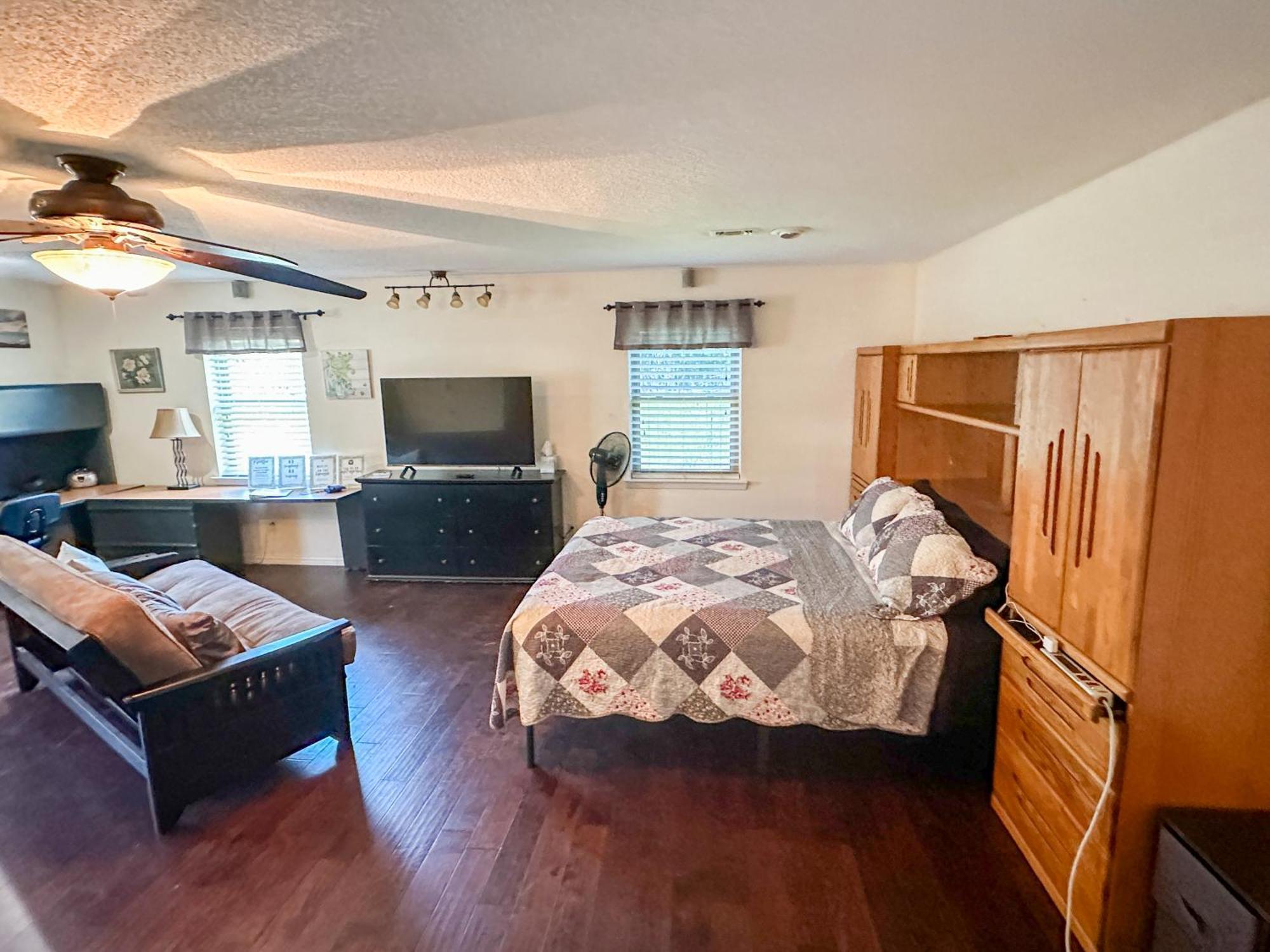 Holiday home Pool Pet Spacious Location Near Nascar By Vacation Your Way Fort Worth