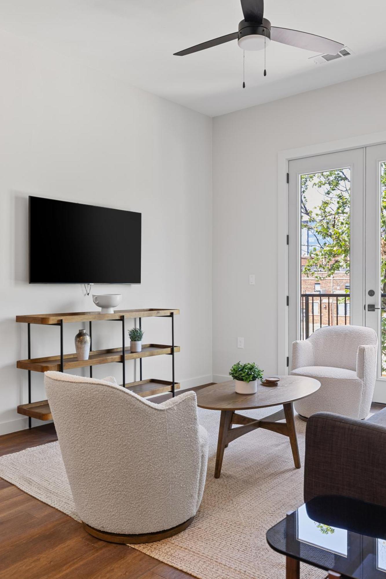 The Corbin 1101 - Magnolia Haven Apartment *
