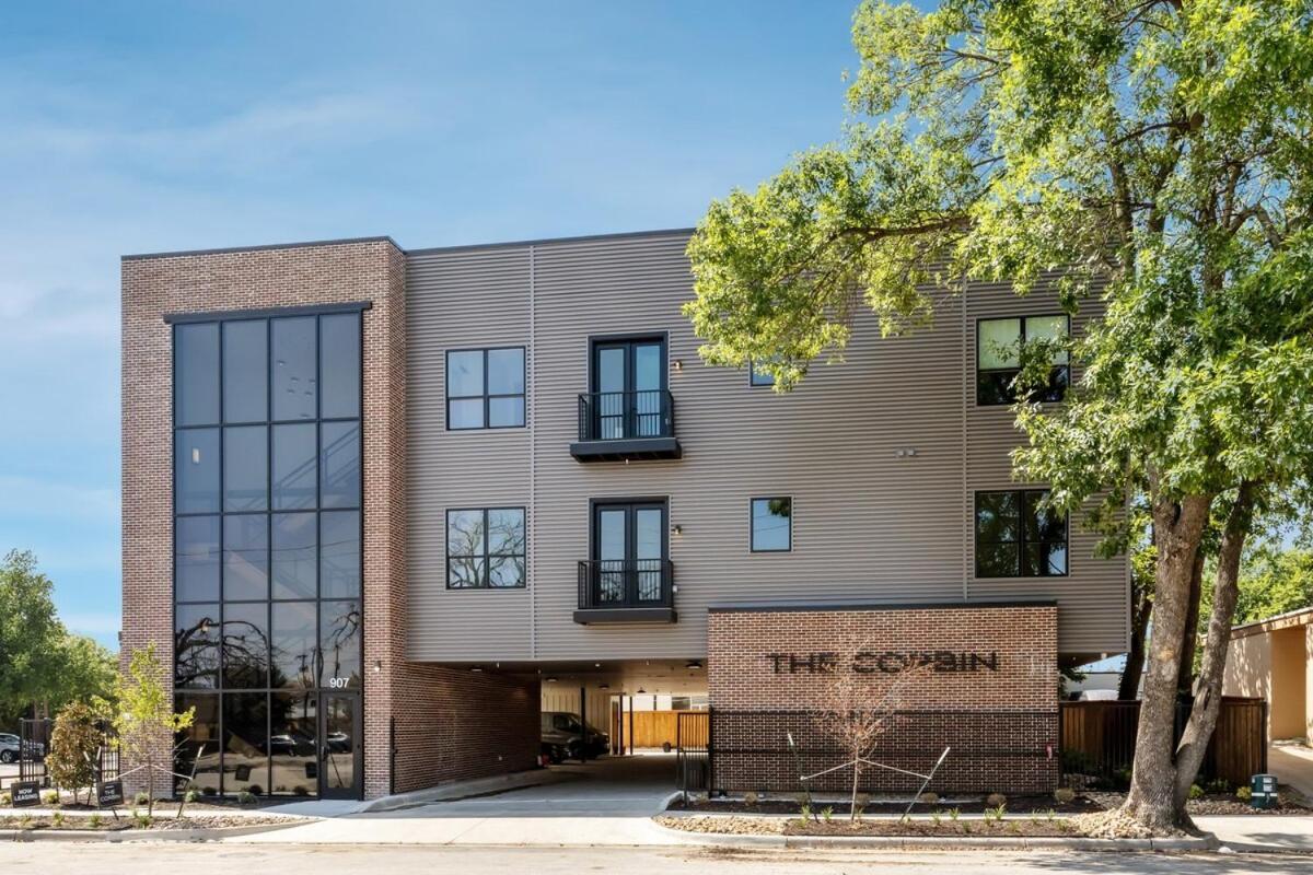The Corbin 1303 - The Harvard Apartment Fort Worth