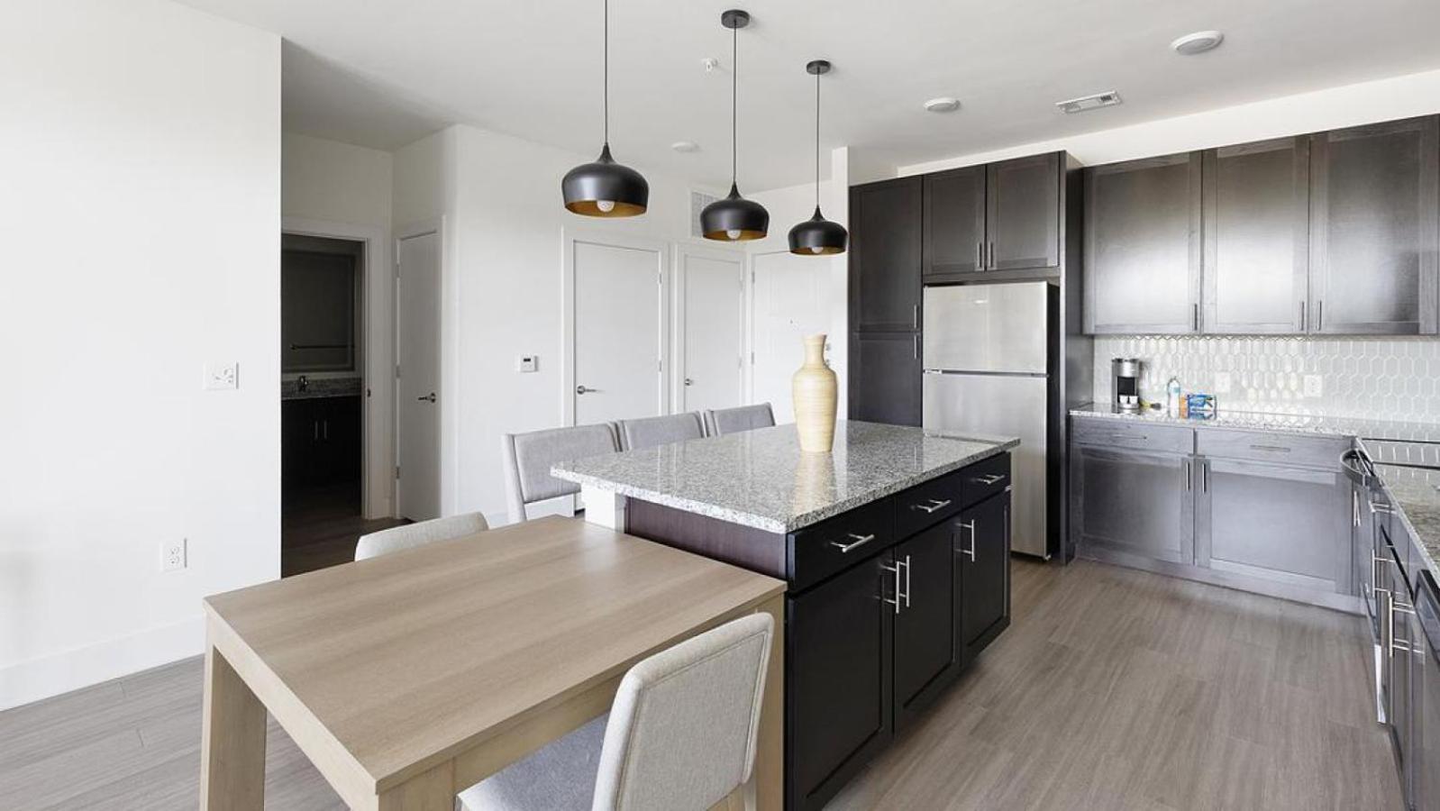 Apartment Landing At The Standard River District - 1 Bedroom In River District