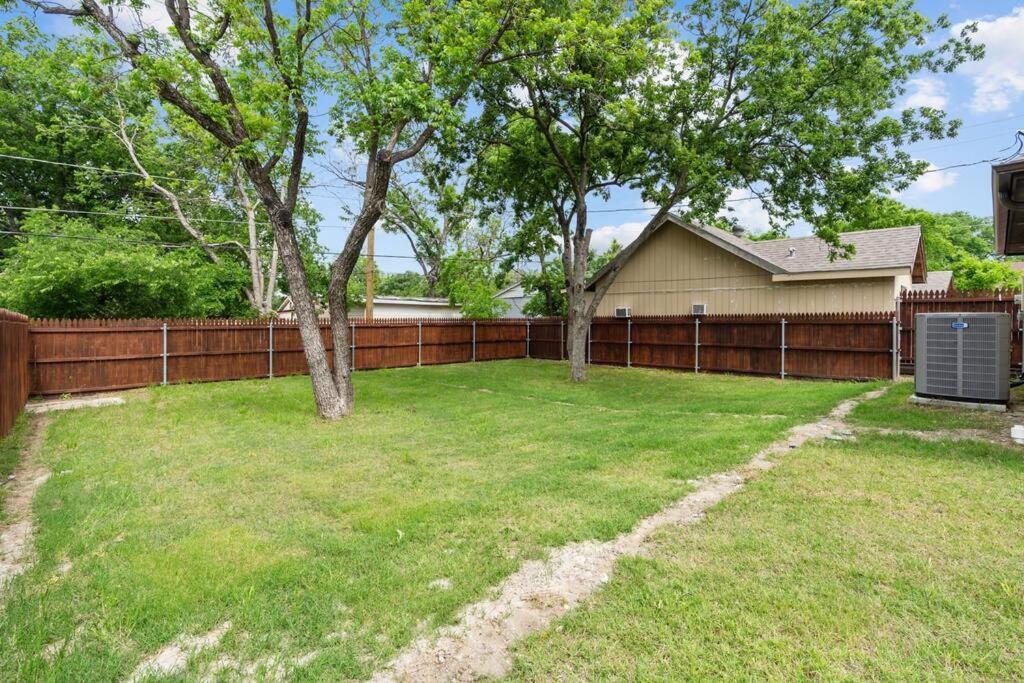 Dfw 4 Bedroom , New Construction Fort Worth