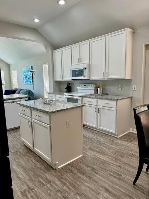 Holiday home Luxury Worth Area 3bed2bath Workspace