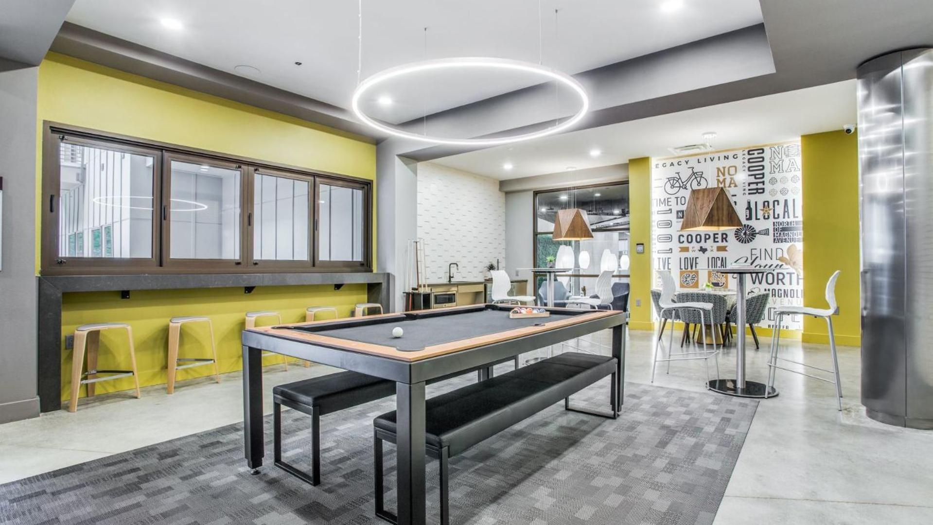 Cityscape Luxury Living Downtown Worth Condo, Pool, Gym, Parking, Bbq Apartment *