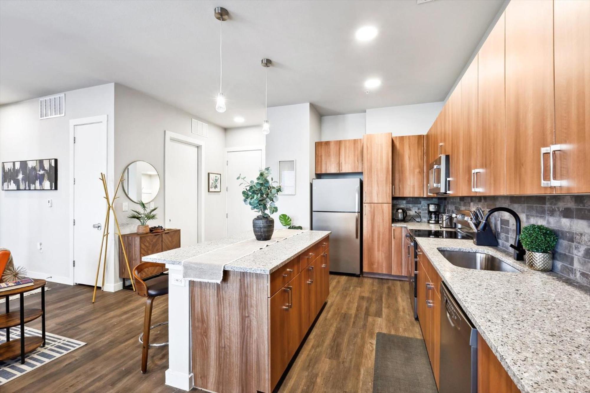 Apartment Downtown Worth Luxe Retreat, Pool, Gym, Parking *