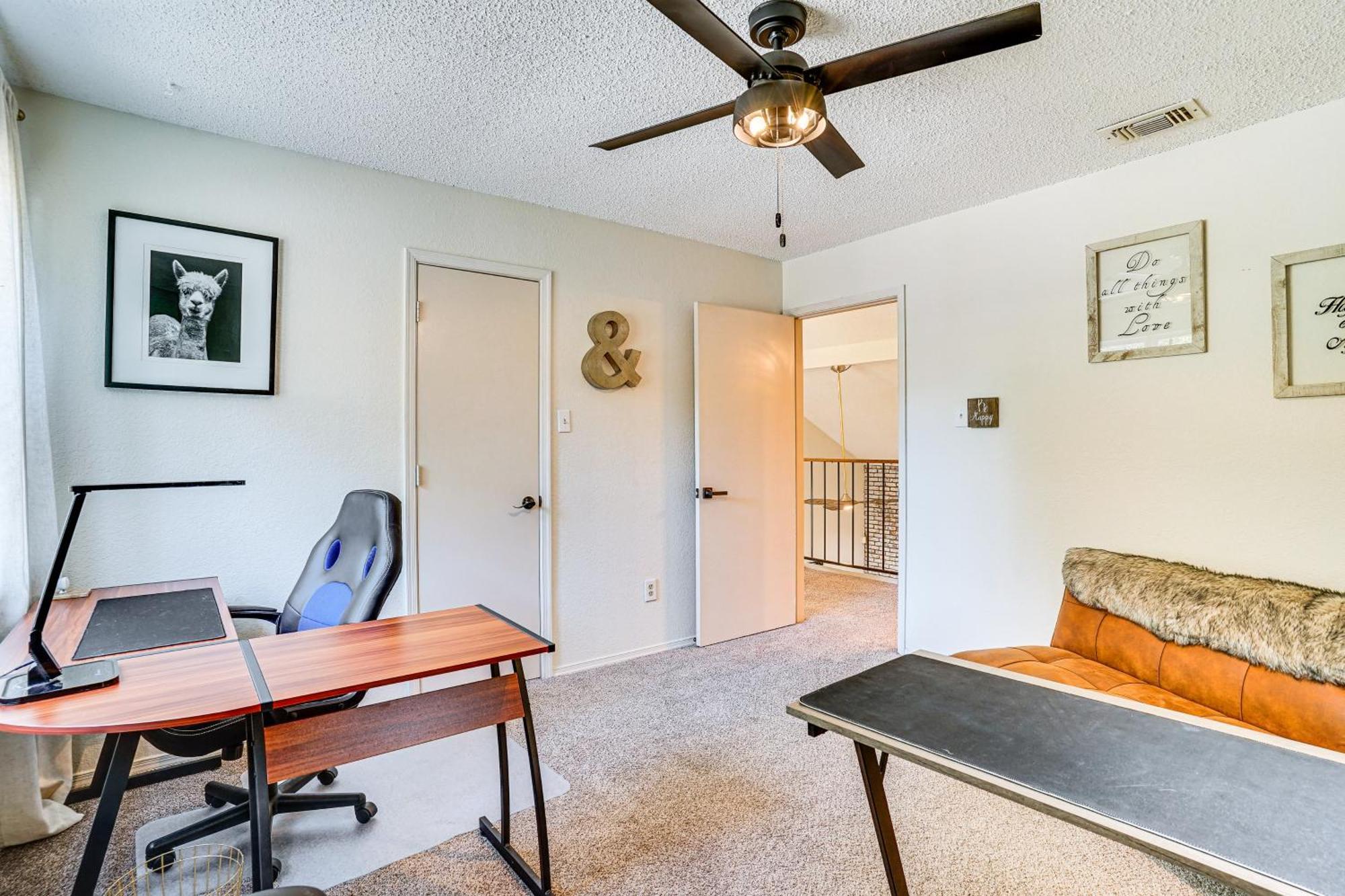 Charming Worth Townhome 4 Mi To Atandt Stadium Fort Worth