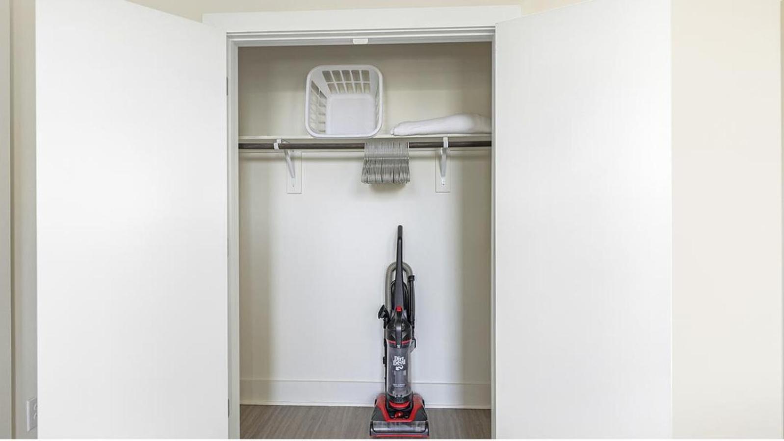 Landing At The Standard River District - 1 Bedroom In River District Apartment