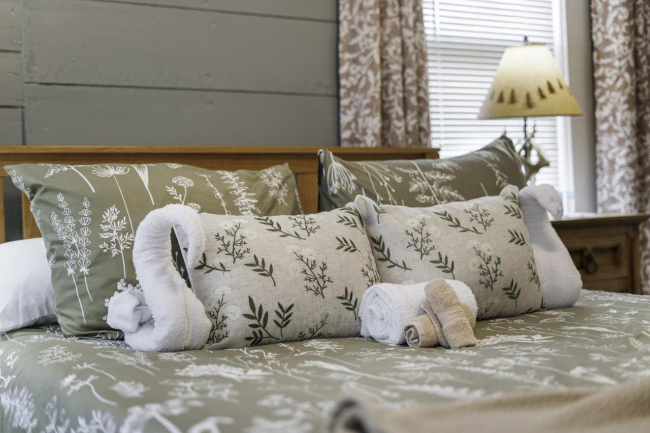 Luxury Family Friendly 6 Queen Beds Holiday home *