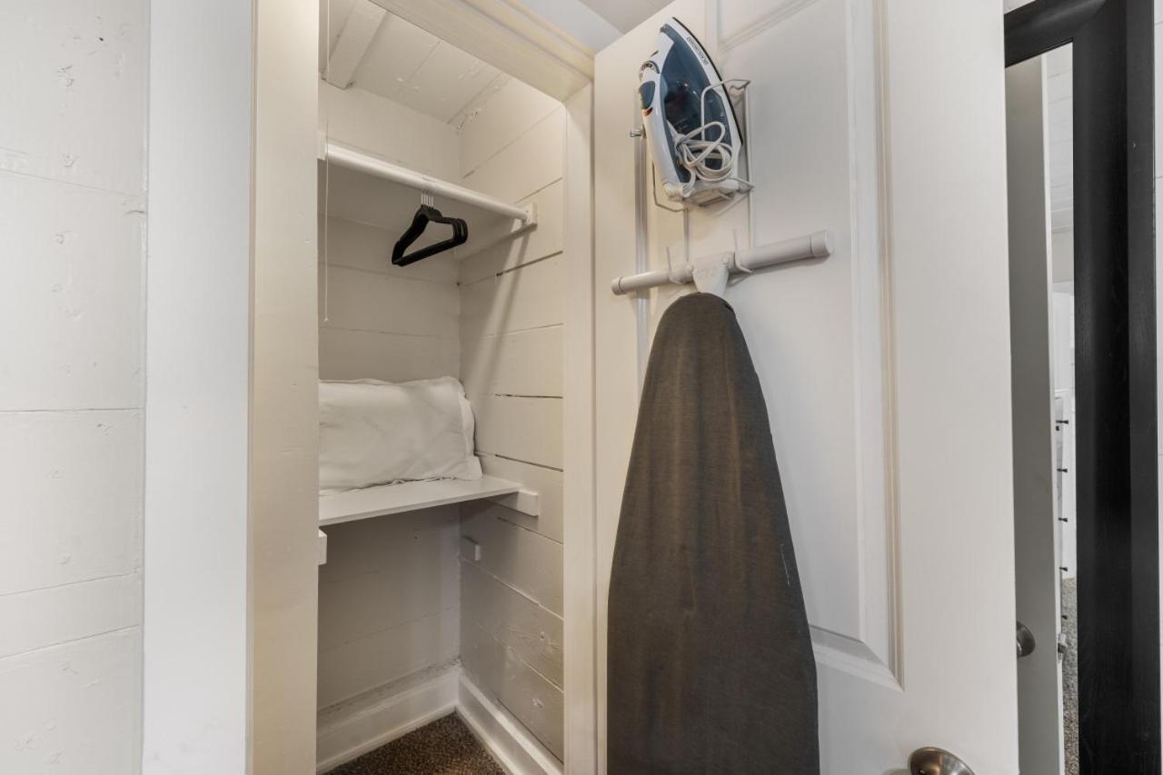 Luxury Family Friendly 6 Queen Beds *