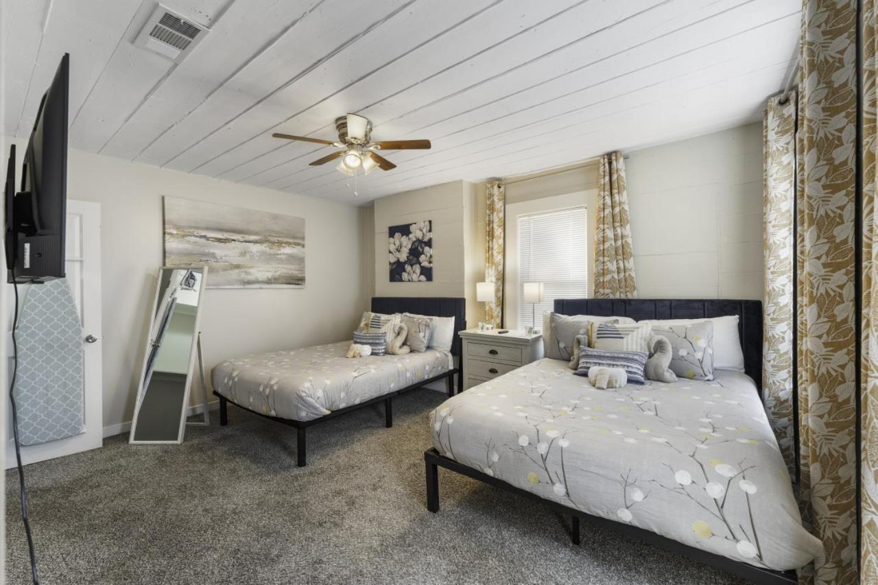 Holiday home Luxury Family Friendly 6 Queen Beds Fort Worth