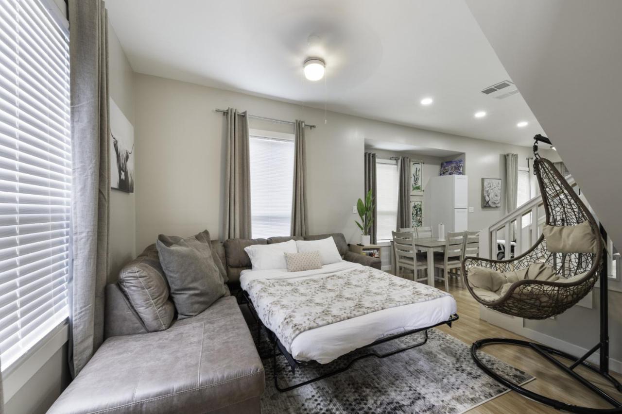 Luxury Family Friendly 6 Queen Beds Holiday home