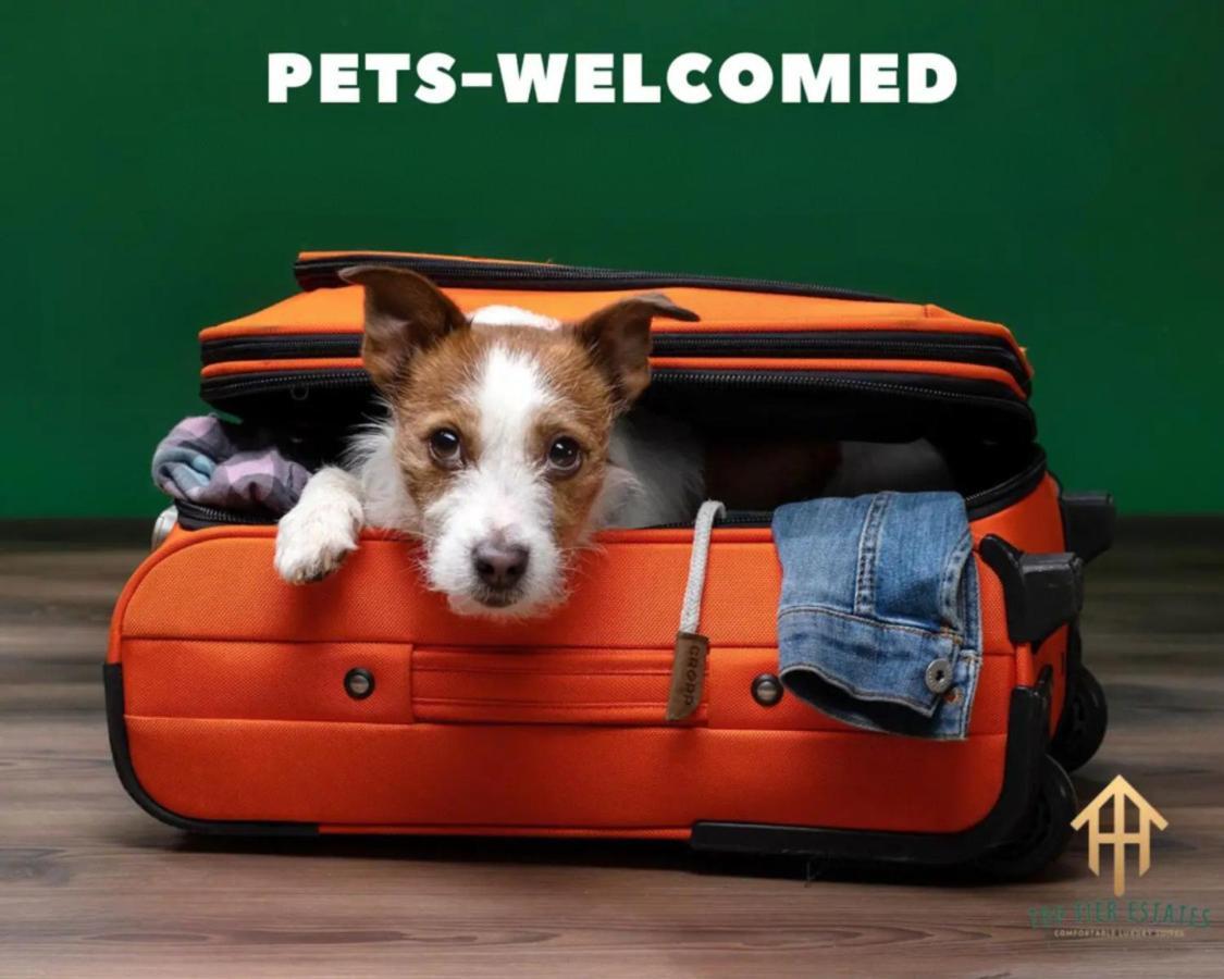 Spacious Pet Friendly - 7 Miles To Eagle Mountain Holiday home *