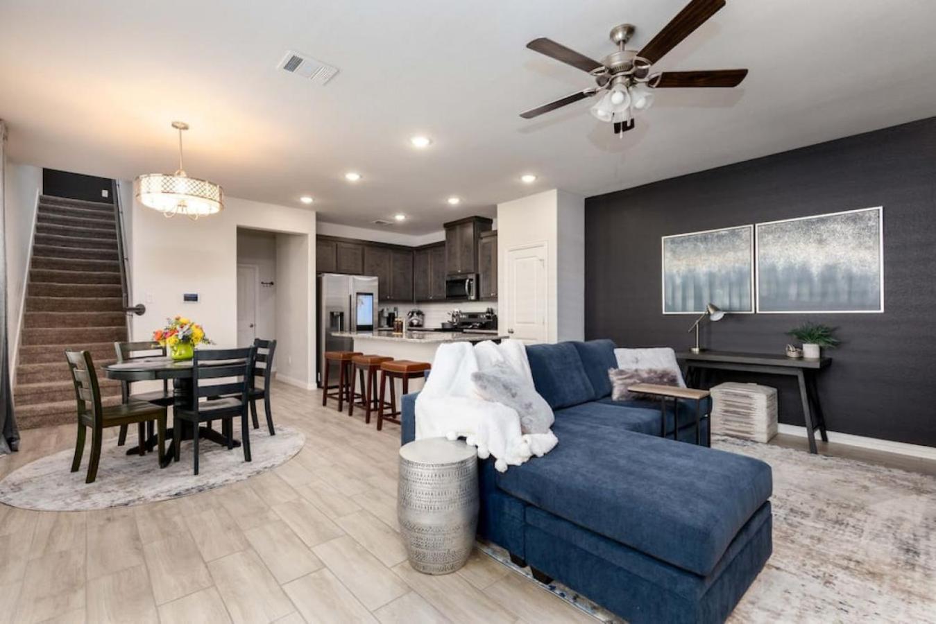 Spacious Pet Friendly - 7 Miles To Eagle Mountain Holiday home Fort Worth