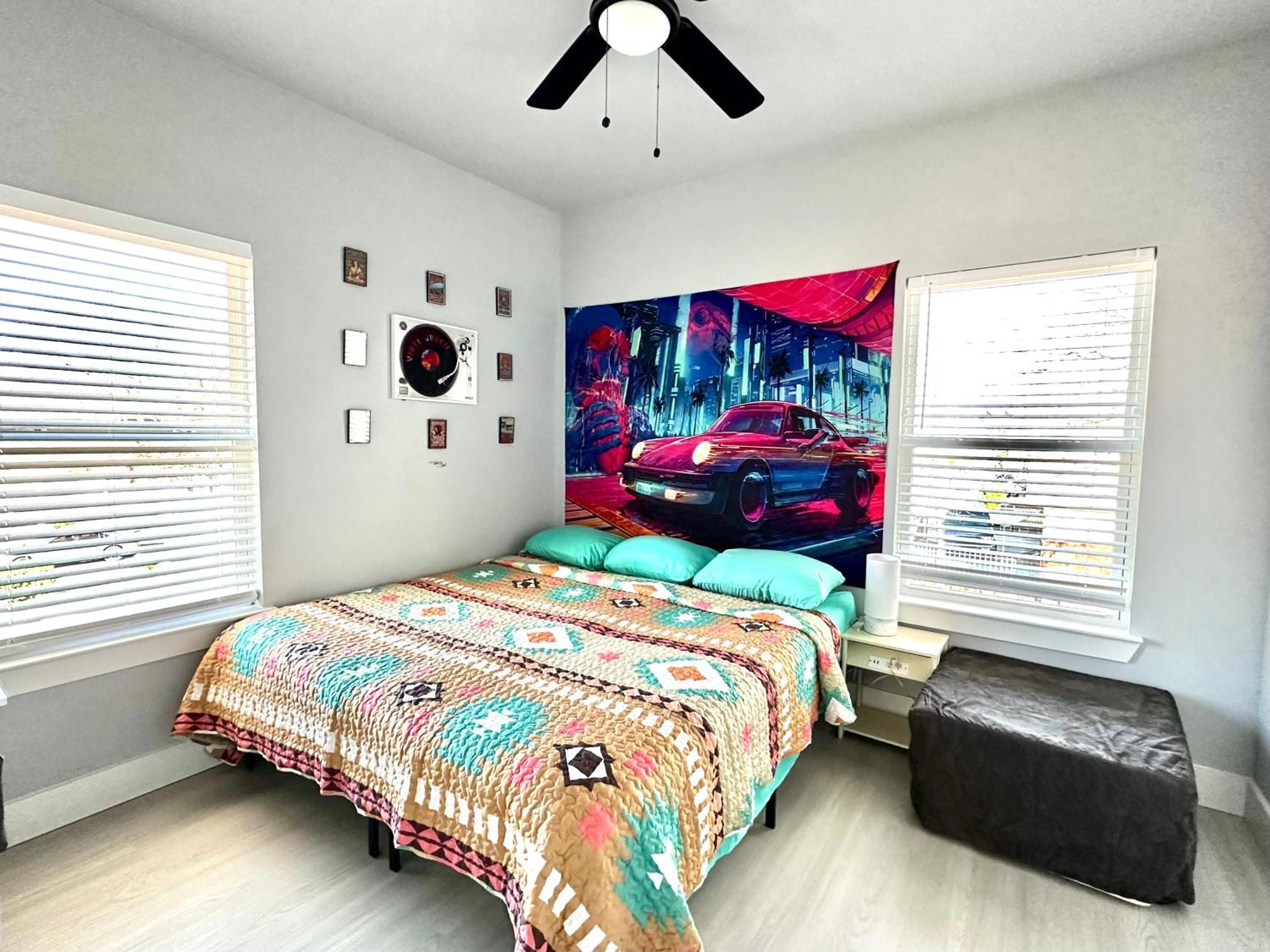 Babyproofed, Cinemahome, Tcu,dikciesarena,stockyard,fortworth Fort Worth