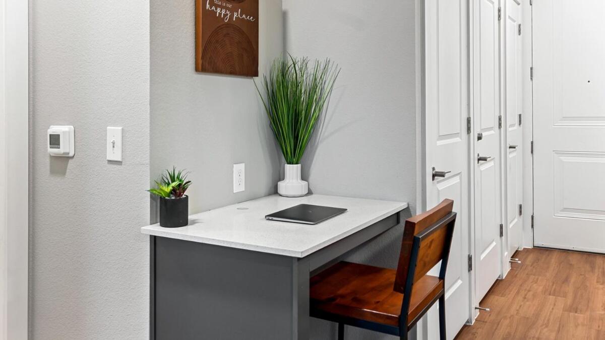 Cozy Lux 1 Bd In Worth, Tx Apartment