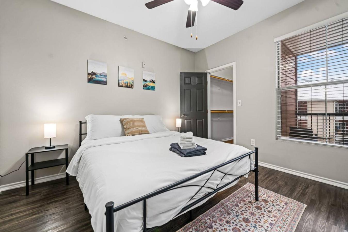 Apartment Lavish Retreat 2br, 2ba Pool